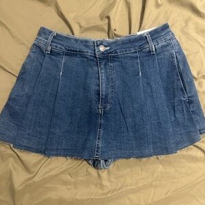Denim Pleated Mini shorts